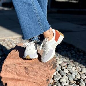 Gelato Freelance Trainer in White/Burnt Orange